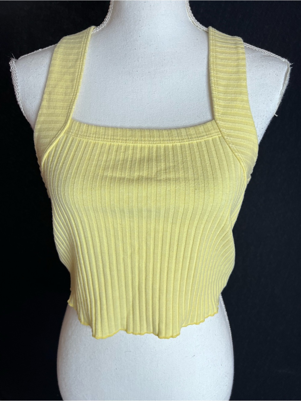 Women’s forever 21 Yellow Ribbed Square Neck Tank Top
